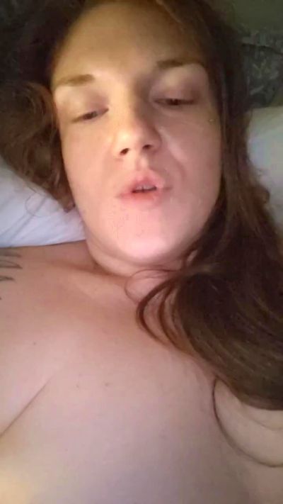 DeaRed8899 live cam on Cam4