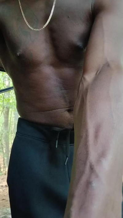 DeaconDicemdown live cam on Cam4