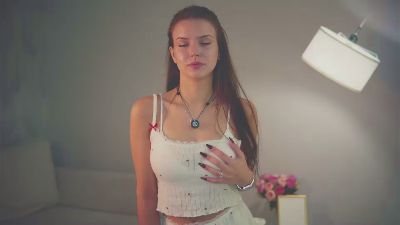 DeanneLobendahn live cam on Cam4