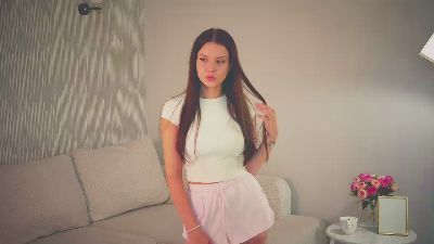 DeanneLobendahn live cam on Cam4