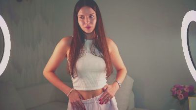 DeanneLobendahn live cam on Cam4