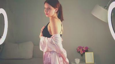 DeanneLobendahn live cam on Cam4