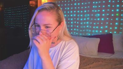 Debbi_Taylor live cam on Cam4