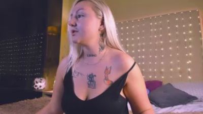 Debbi_Taylor live cam on Cam4