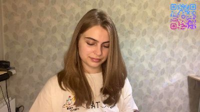 DebiEppich live cam on Cam4