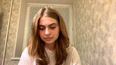 DebiEppich live cam on Cam4