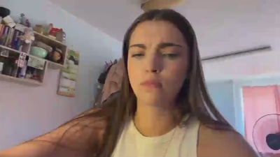 DebroahAlamia live cam on Cam4