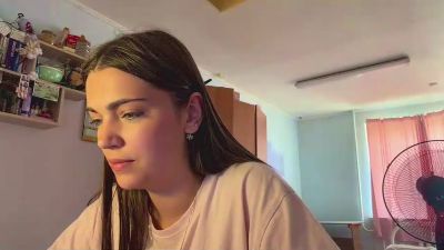 DebroahAlamia live cam on Cam4