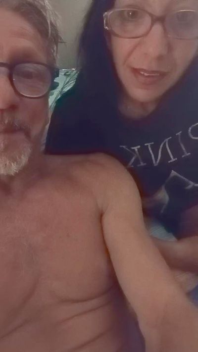 Deddyitalia live cam on Cam4