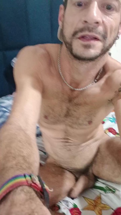 Dede4005 live cam on Cam4