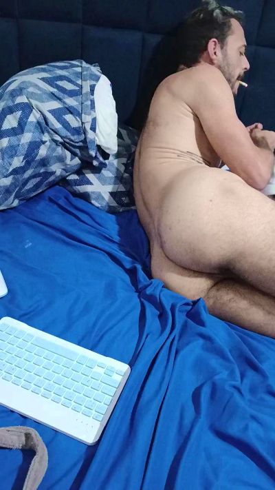 Dede4005 live cam on Cam4