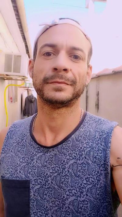 Dede4005 live cam on Cam4