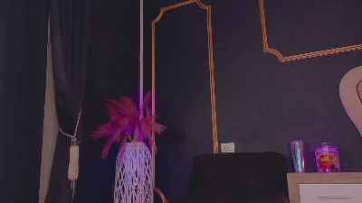 DeeaDiamond live cam on Cam4