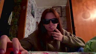 DeeannaSien live cam on Cam4