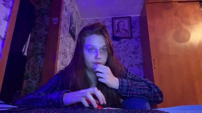 DeeannaSien live cam on Cam4