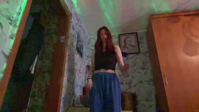 DeeannaSien live cam on Cam4