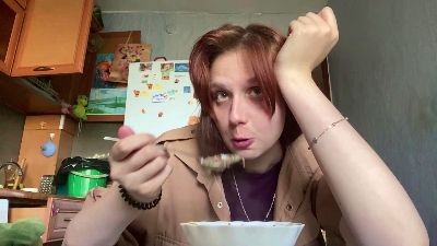 DeeannaSien live cam on Cam4