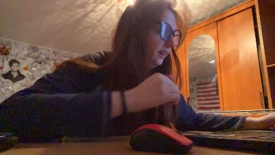 DeeannaSien live cam on Cam4
