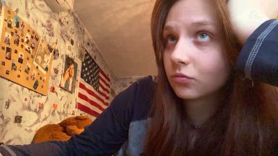 DeeannaSien live cam on Cam4