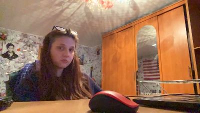 DeeannaSien live cam on Cam4