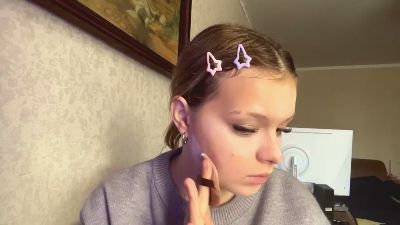 DeedeeDinitto live cam on Cam4