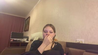 DeedeeDinitto live cam on Cam4