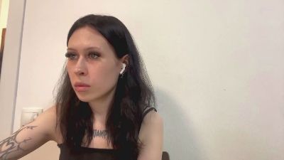 DeedeeQuayle live cam on Cam4