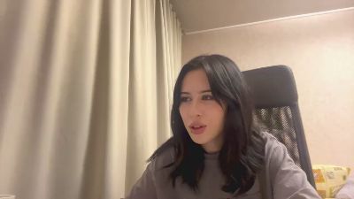 DeedeeQuayle live cam on Cam4