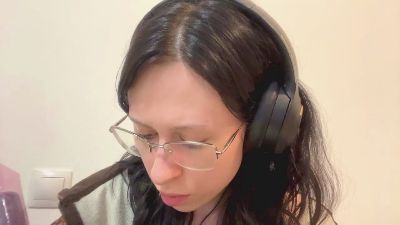 DeedeeQuayle live cam on Cam4