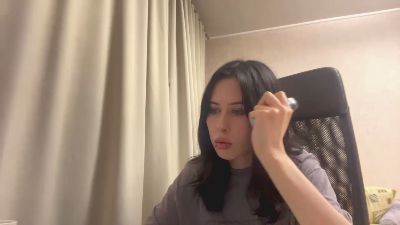 DeedeeQuayle live cam on Cam4