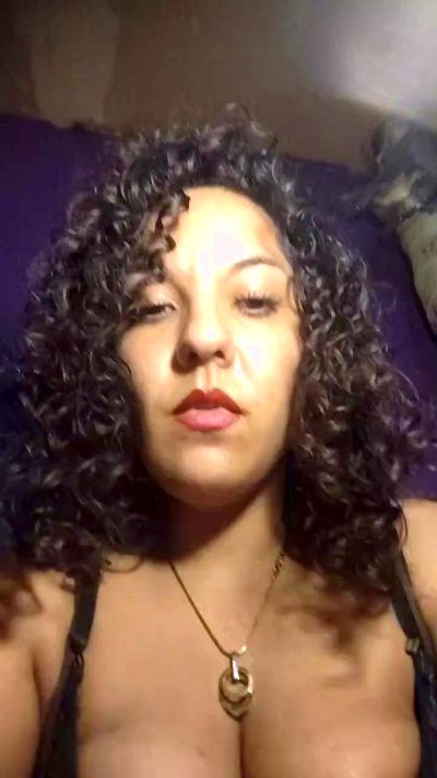 Deeeidad live cam on Cam4