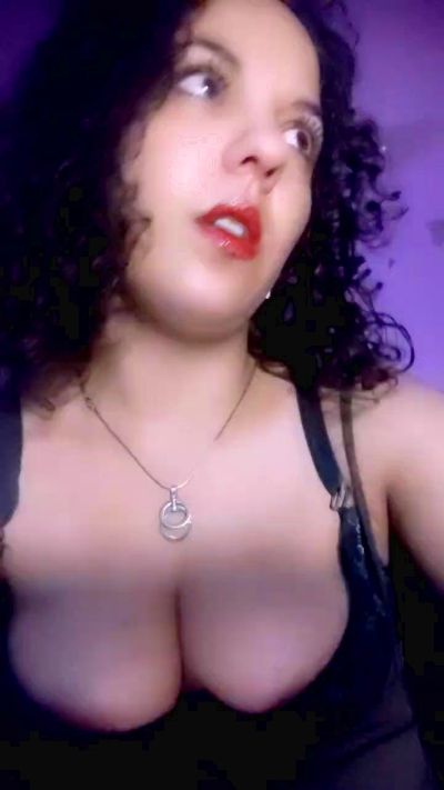 Deeeidad live cam on Cam4