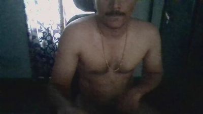 DeejayTeddy0 live cam on Cam4