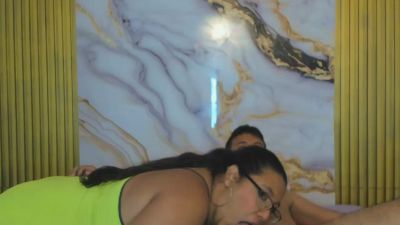 Deepandcurvy live cam on Cam4