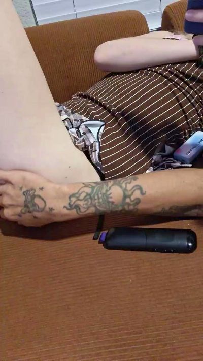 Deepinya live cam on Cam4