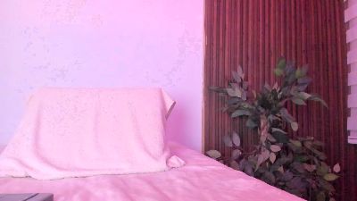 DekaWilder live cam on Cam4