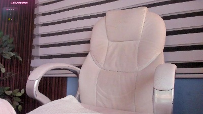 DekaWilder live cam on Cam4