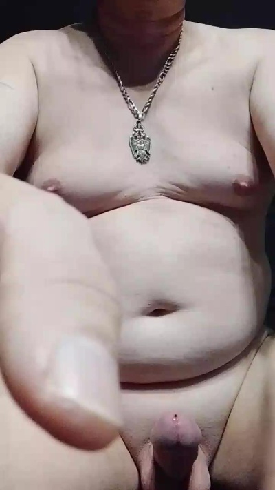 Deky68 live cam on Cam4