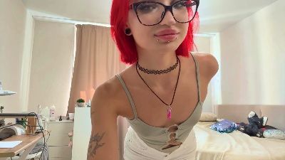 DelanaLennard live cam on Cam4