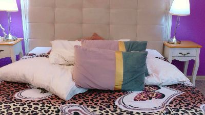 Deli_Katy live cam on Cam4