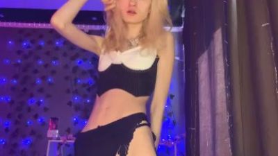 DeliaMarcin live cam on Cam4