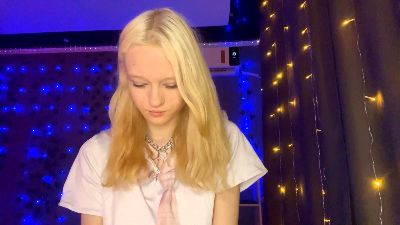 DeliaMarcin live cam on Cam4