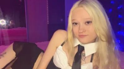 DeliaMarcin live cam on Cam4
