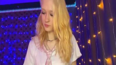 DeliaMarcin live cam on Cam4
