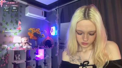 DeliaMarcin live cam on Cam4