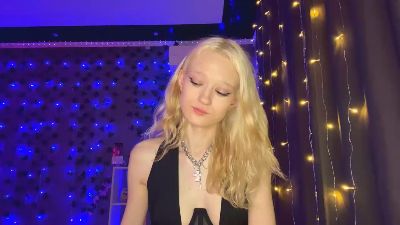 DeliaMarcin live cam on Cam4