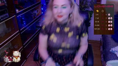 Delicecatmyau live cam on Cam4