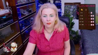 Delicecatmyau live cam on Cam4