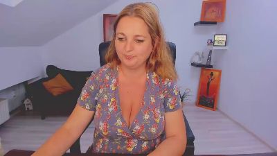 DeliciousLola live cam on Cam4