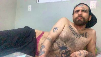 Delideli33 live cam on Cam4